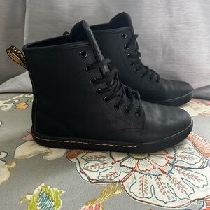 Women’s Dr Martens Sheridan Black Size 8